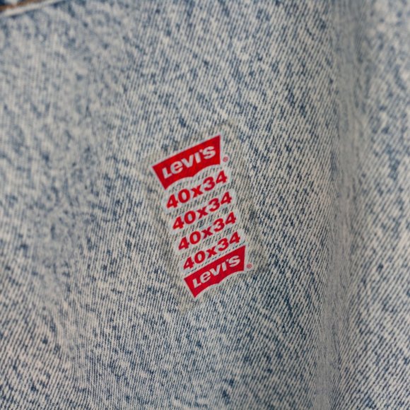 Vintage 80s Deadstock Levi's 501 Light Wash Button Fly Jeans- 40 x 31, USA Made - Picture 5 of 16